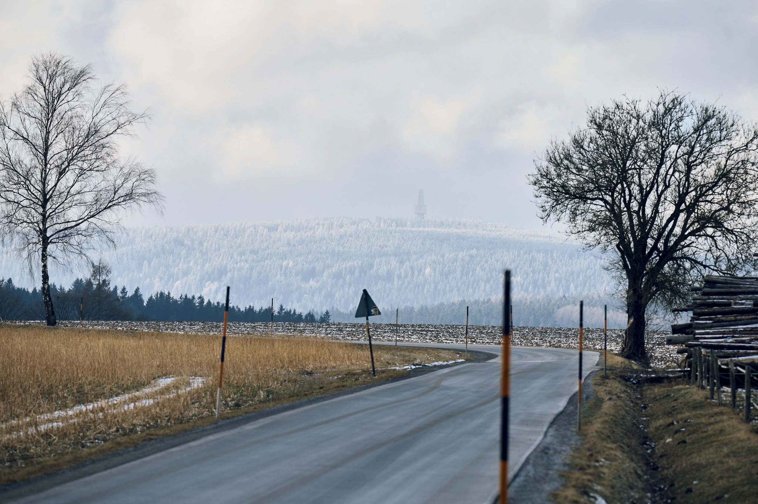 Fichtelgebirge im Winter am morgen.