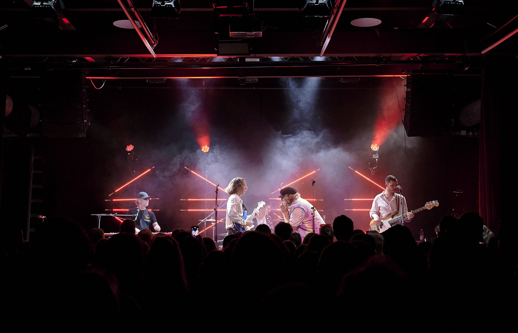 Life Concert von Mael und jonas in Wiesbaden im Schlachthof. Die Bühne Rockt